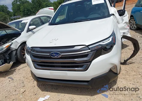 2025 Subaru Forester Premium z USA, uszkodzony, nr VIN JF2SLDDC9SH560990